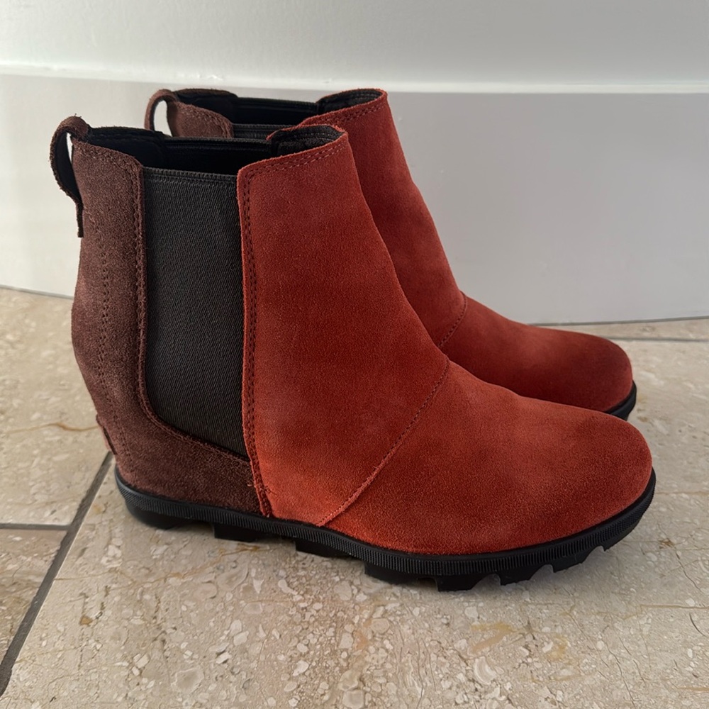 Sorel Joan of Arctic™ Wedge II Chelsea Boot Coral & Brown Suede Leather Wedge